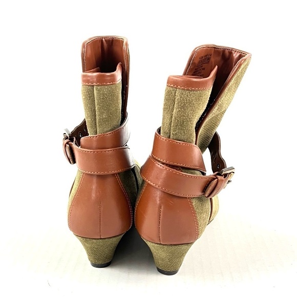 Rockport Alika Buckled Bootie in Dark Olive - Size 5.5 - Picture 7 of 11